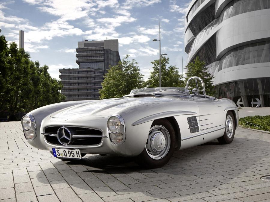 Mercedes-Benz 300 SLS 1957 года  (фото 1 из 5)